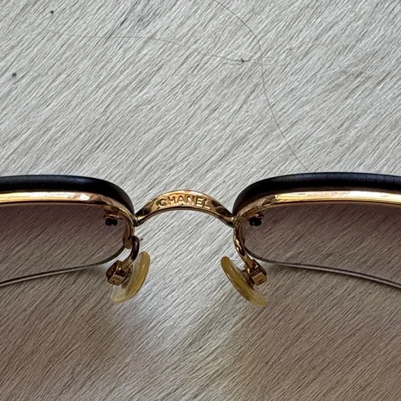 CHANEL Gold Frame with Brown Lenses Sunglasses - Picture 2 of 6